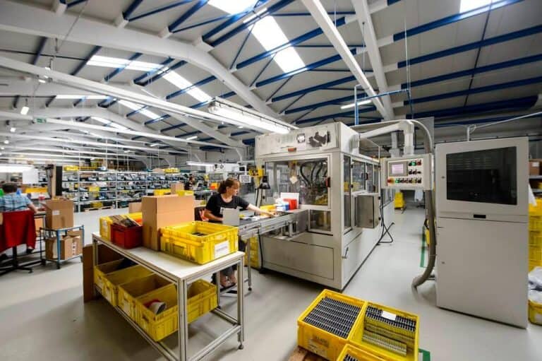 Új csarnokkal bővült a balassagyarmati gyár