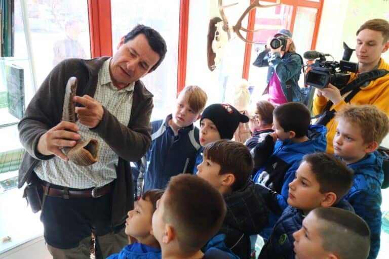 Új erdei iskolás tereket hoztak létre a Mátrában