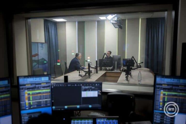 Orbán Viktor jogszabállyal lépne fel a hídfoglalás tüntetések ellen