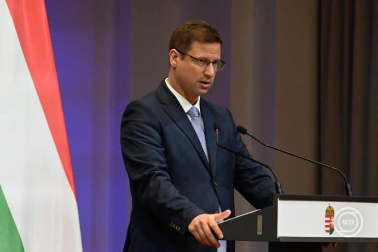 Egy híd lezárása Budapesten több százezer ember életét nehezíti meg hétről hétre