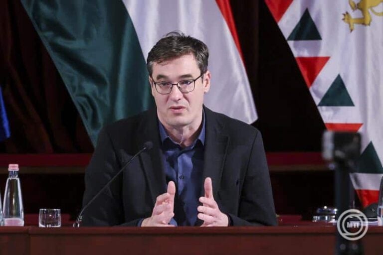 Karácsony szerint a kormány bevitte a halálos döfést a fővárosnak