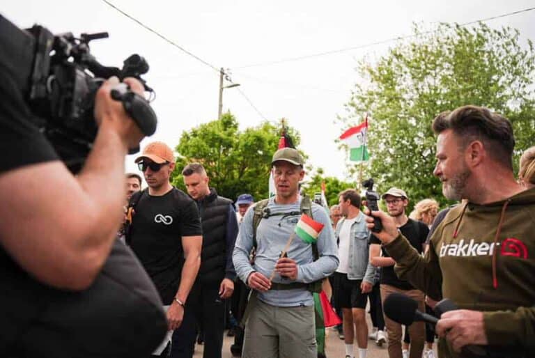 Magyar Péter üzent Orbán Viktornak: miről szól valójában a Harcosok klubja?