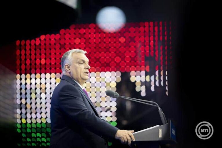 Orbán Viktor nagyszabású tisztogatást rendelt el