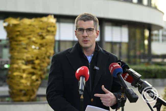 Kocsis Máté szerint Magyar Péter nevetséges állításaira kell reagálni – új szintre lépett a politikai vádaskodás