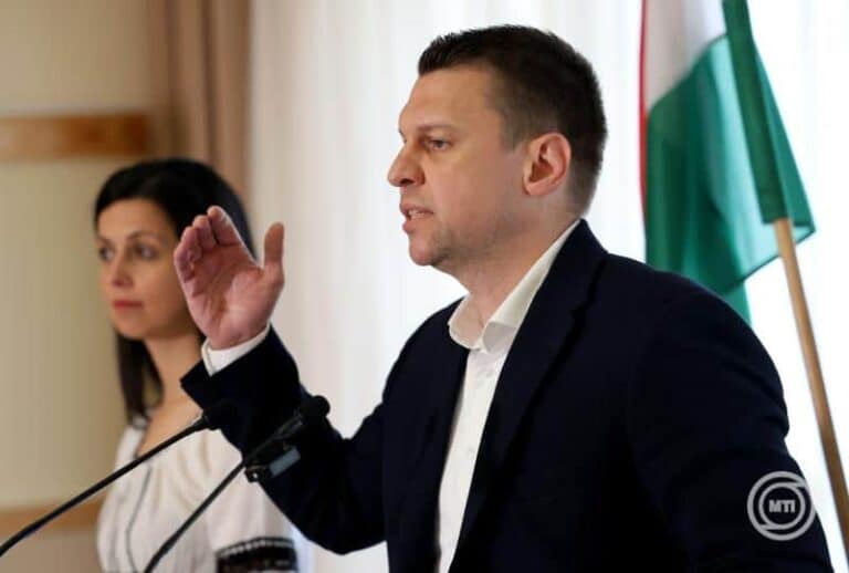 Menczer Tamás szerint Ruszin-Szendi Ukrajnát szolgálja, nem Magyarországot – válasz a Facebookon