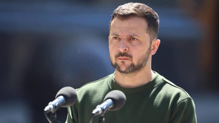 Zelenszkij nem hátrál: szerinte Putin háborús bűnös, és bíróság elé kell állnia