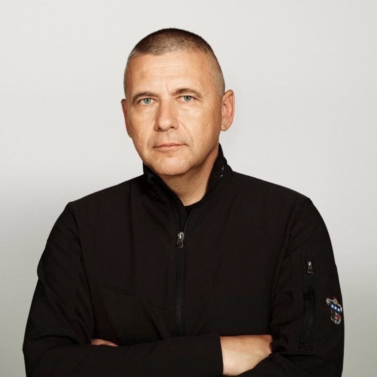 Magyar Péter: Ma kora reggel rendőrök jelentek meg Ruszin-Szendi Romulusz otthonában