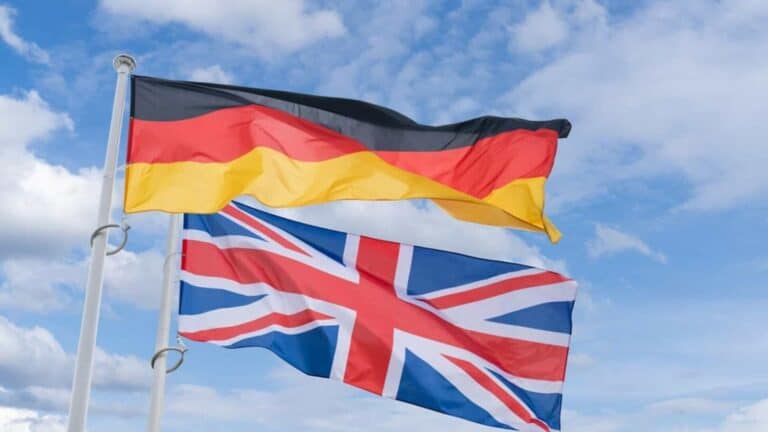 Politico: Németország és az Egyesült Királyság védelmi egyezményt készül kötni