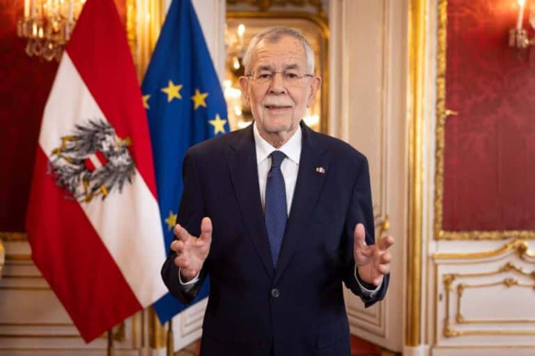 Feltette a kérdést az osztrák államfő: magyar irányba akar-e továbbmenni Ausztria?