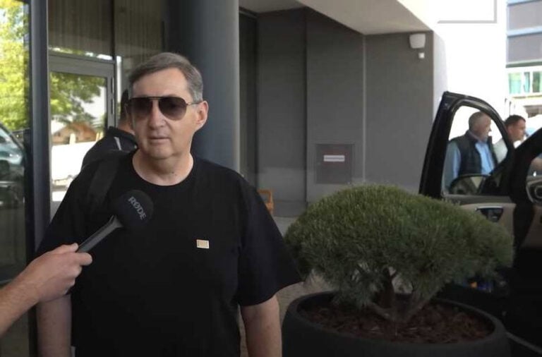 Megveszi az Otthon Centrumot Mészáros Lőrinc bankja