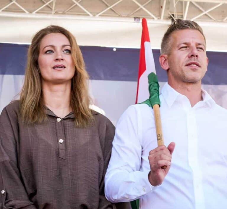 Magyar Péter: Minden nap újabb mélységekbe süllyed az orbáni propaganda