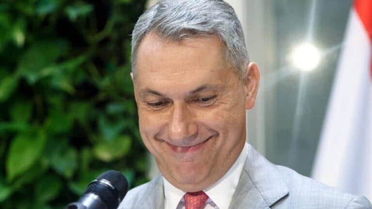 Magyar Péter: Lázár János a batidai tolvaj, a hazug és gátlástalan politikus csúcspéldánya