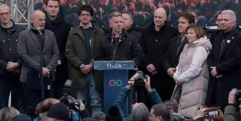 Rendkívüli: A Tisza Párt felfüggeszti politikai tevékenységét