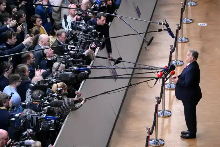 Vége van, Orbán Viktor kihúzta a gyufát, de az EU most már vár a B tervvel a parlamenti választásig