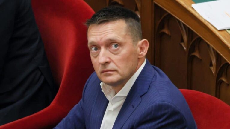 Rogán Antalék 4 milliárd forintot költöttek a „Tisza-adós” nemzeti konzultációra