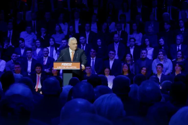 „Szerintem nem rólam van itt szó” – Orbán reagált Zelenszkij fenyegetésére