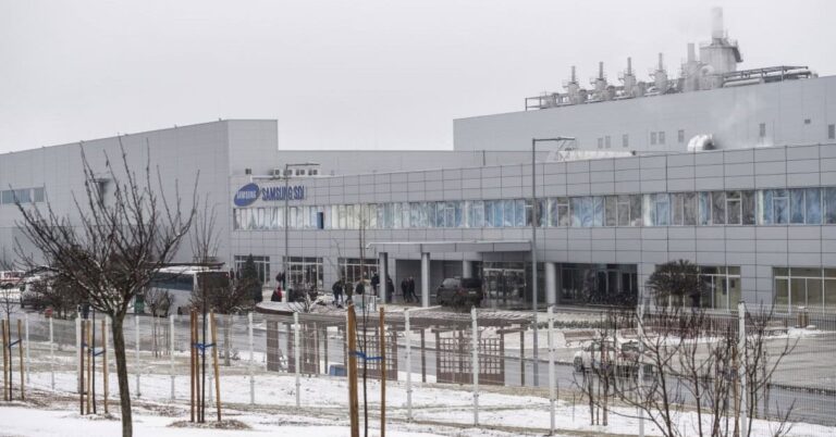 Szakértő a gödi Samsungról: A Fideszt mérgezheti – környezetvédelmi botrány és politikai kockázat a kampány hajrájában