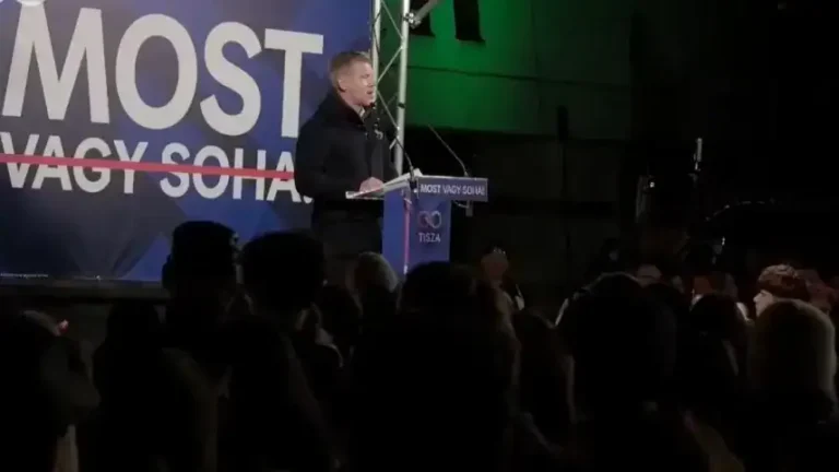 „Nem szégyelled magad, te emberarcú fideszes?”