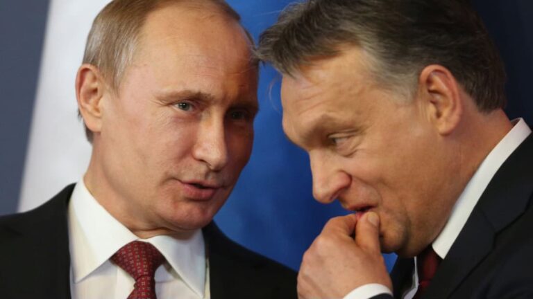 Volt ukrán elnök Orbánnak: Amikor az agresszor oldalára állsz, elárulod saját néped emlékezetét is, ami tudja, mit jelentettek a szovjet tankok Budapest utcáin