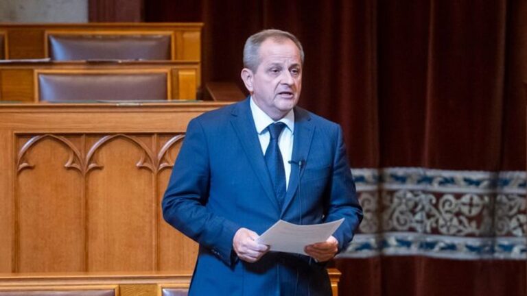 Budai Gyula már ellenzéki pózba vágta magát, és az üzemanyagárak miatt kéri számon a Tisza-kormányt
