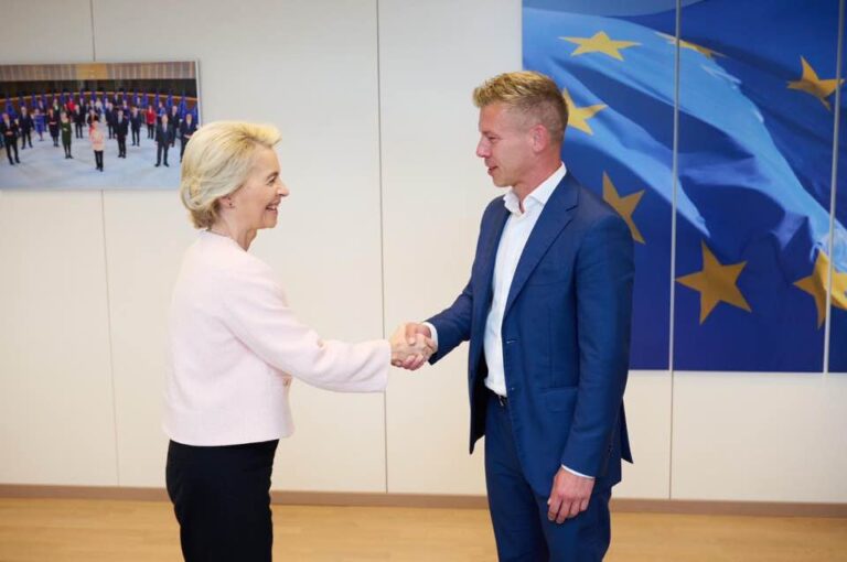 Újra beszélt Von der Leyen és Magyar Péter: három konkrét feladatot szabtak a befagyasztott milliárdokért